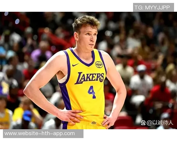 克莱伯为湖人征战经历尚浅常规赛未出场仅参与季后赛与季前赛